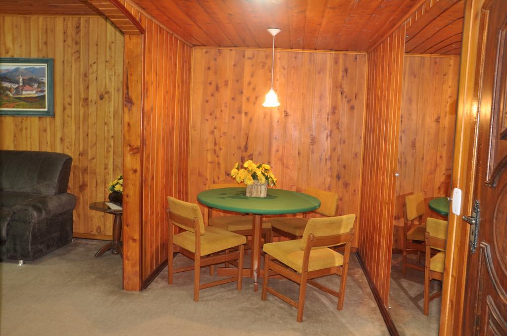 Hotel Vila Regina Campos do Jordão Extérieur photo