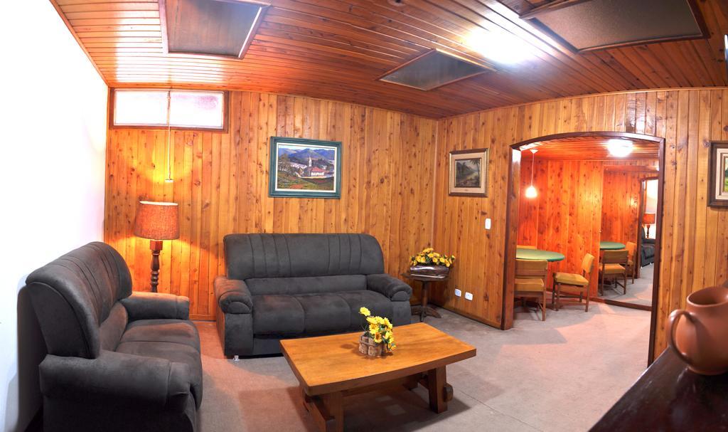 Hotel Vila Regina Campos do Jordão Extérieur photo